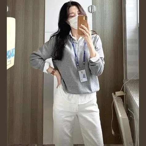 Korean Business Casual For Women, Working Outfit Korean, Work Korean Outfit, Korean Casual Work Outfit, Korean Style Work Outfit, Korean Working Outfit, Korean Outfits Work, Korean Work Outfit Business Casual, Work Outfits Women Korean