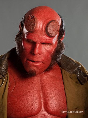 Hellboy II: The Golden Army promo shot of Ron Perlman Hellboy Ron Perlman, Hellboy Costume, Hellboy Film, Creatures Mythical, Hellboy 2004, Rick Baker, Hellboy Movie, Golden Army, Hellboy Art