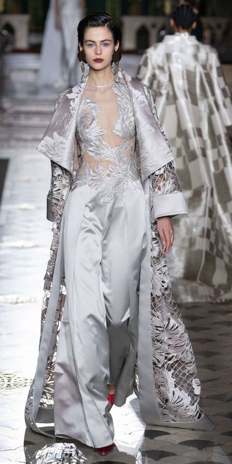 Georges Chakra couture 2024 Couture 2024, Georges Chakra, Spring 2024, White Wedding, Party Wear, Red Carpet, Chakra, Spring Summer, Couture