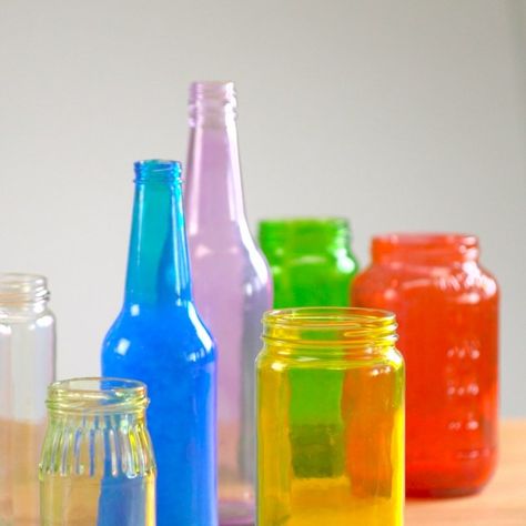 Coloured Glass Bottles Diy, Upcycled Jars And Bottles, Coloring Bottles Diy, Painting Inside Glass Bottles, How To Paint The Inside Of A Bottle, Painting Glass Bottles Diy, How To Paint Bottles Diy, Coloring Glass Bottles Diy, How To Color Glass Bottles