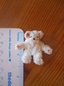 Chenille Stem Animals, Pipe Cleaner Projects, Chenille Stem Crafts, Pipe Cleaner Animals, Pipe Cleaner Art, Teddy Bear Crafts, Chenille Crafts, Small Scissors, Pipe Cleaner Crafts