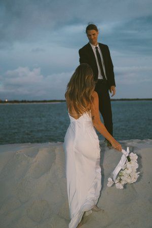 Intimate Beach Wedding in New Smyrna Beach, Florida — Kelly Keene Photography Cocoa Beach Wedding, Mini Beach Wedding, Socal Beach Wedding, Beach Wedding Dress Aesthetic, Moody Beach Wedding Photography, Elopment Wedding Dress Beach, Bali Beach Wedding, Small Beach Wedding Aesthetic, Beach Wedding Intimate