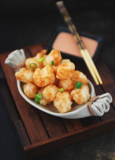 Prawns Tempura With Dynamite Sauce via @mariasmenu Dynamite Prawns, Dynamite Sauce, Prawns Appetizers, Prawn Tempura, Tempura Prawns, Cooking Competition, Soda Recipe, Shellfish Recipes, Sweet Chilli Sauce