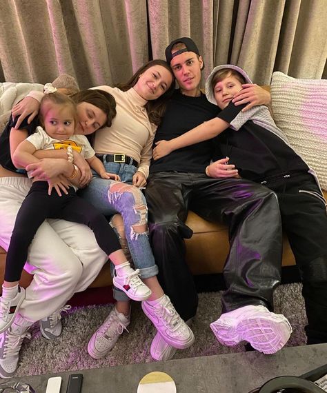 Jaxon Bieber, Cold Sleep, Justin Bieber Family, Justin Bieber Funny, Sis Bro, Celebrity Siblings, Justin Bieber Images, Justin Bieber Wallpaper, Justin Hailey