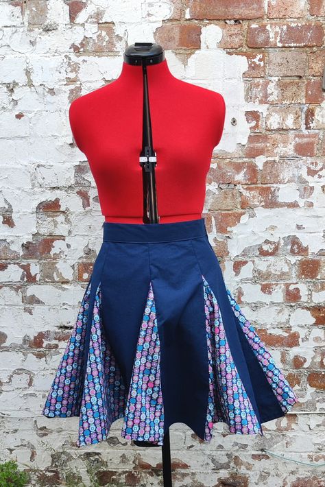 Flared Skirt Pattern, Godet Dress, Godet Skirt, Gored Skirt, Kids Frocks Design, Overlay Skirt, Kids Frocks, Paneled Skirt, Skirt Patterns Sewing