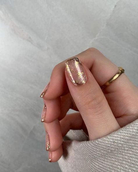 Gold Nail Designs, Trendy Nail Design, Short Acrylic Nails Designs, Minimalist Nails, Luxury Nails, Chic Nails, Short Acrylic Nails, Gold Nails, Gorgeous Nails