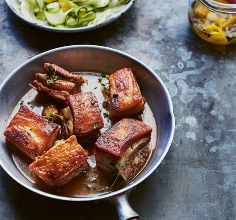 Catalonian Pan-Fried Pork Belly - Pork belly usually feels quite wintry, but I think this makes for a really refreshing salad at any time of the year, especially if you add some preserved lemons to help cut through the fat. www.foodrepublic.com/recipes/pan-fried-pork-belly Fried Pork Belly Recipes, Spanish Pork, Pork Belly Strips, Fried Pork Belly, Pork Belly Slices, Panorama City, Gluten Free Main Dishes, Pork Belly Recipes, Pork Roast Recipes