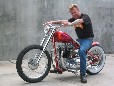 Brian Setzer on his Triumph Thunderbird! Triumph Bobber Custom, Triumph Chopper, Triumph Motorbikes, Brian Setzer, Memphis Belle, Triumph Thunderbird, Old School Chopper, Triumph Bikes, Triumph Bobber