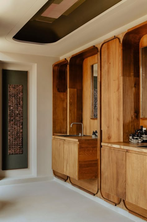 Aesop Store, Custom Wood Cabinets, Apartment Bar, Bathroom Wardrobe, Millwork Details, Wooden Interior, Ceiling Curtains, Shelves Bathroom, Library Architecture