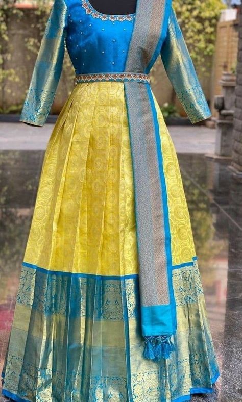 Frock Models, Lehenga Saree Design, Long Frock Designs, Long Gown Design, Fashionable Saree Blouse Designs, Long Frock, Long Gown Dress, Girls Frock Design, Half Saree Designs