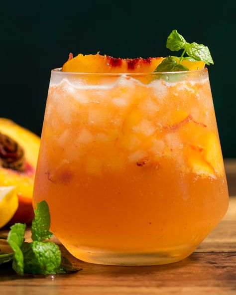 Peach Honey Cocktail, Peach Infused Whiskey, Honey Drinks Alcohol, Apricot Cocktail Drink Recipes, Peach Crush Cocktail, Peach Syrup Cocktail, Bourbon Peach Smash, Honey Whiskey Cocktails, Peach Whiskey Cocktails