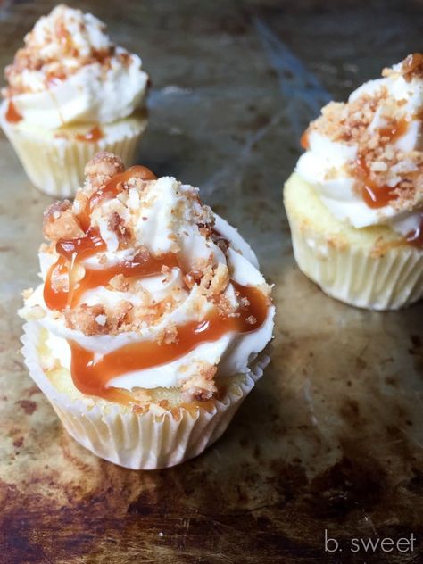 Caramel Cashew Crunch Cupcake Crunch Cup, Savory Baking Recipes, Walnut Cupcakes, Cashew Crunch, Caramel Cashew, Tasty Cupcakes, Bourbon Caramel Sauce, Bourbon Caramel, Savory Baking