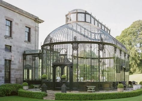 Extension Veranda, Neoclassical House, Beauty Movie, زجاج ملون, Modern Victorian, Year 2024, Glass House, Winter Garden, Dream Garden