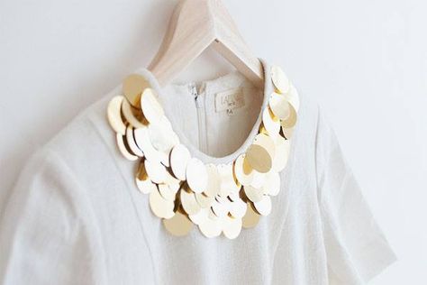 ......... Upcycle Clothes Diy, Accessory Ideas, Diy Couture, Diy Dress, Holiday Inspiration, Diy Style, Diy Party, Upcycle Clothes, Collar Dress