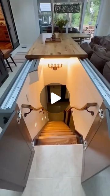 R͏E͏E͏L͏S͏ W͏O͏N͏D͏E͏R͏F͏U͏L͏ on Instagram: "#reelswonderful - #hiddenroom 😳 🎥 via TikTok/æǒ888œ Your thoughts?" Kitchen House Design, Smart Bedroom, Basement Entrance, Crazy Houses, Kitchen Technology, Barndominium Ideas Exterior, Hidden Rooms, Secret Door, Secret Rooms