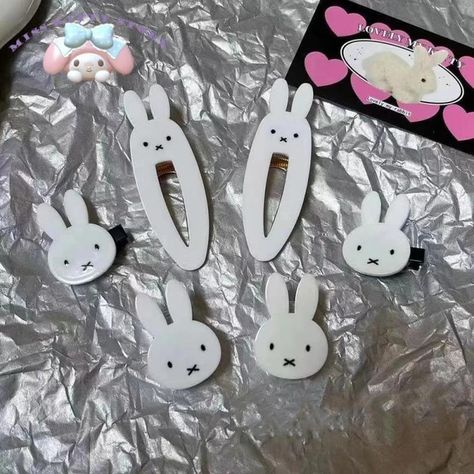 Miffy Hair Clip, Miffy Plush, Handmade Hairpin, Animals Cartoon, Cute Outfits With Jeans, Cartoon Rabbit, Anime Toys, Rabbit Cartoon, Christmas Gifts For Girls