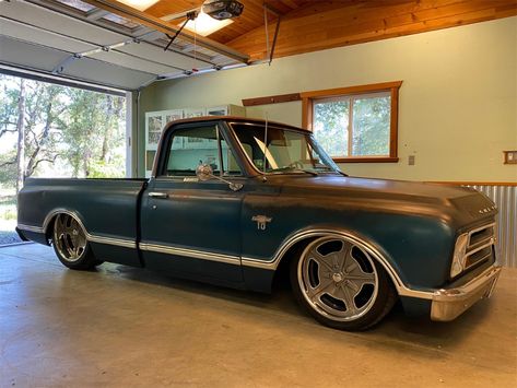 Vintage Cars Aesthetic, 72 C10, C10 For Sale, Grass Valley California, C10 Chevy Truck, Chevrolet Truck, Aesthetic Cars, Classic Chevrolet, Cars Aesthetic