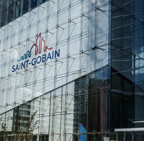 (PRESS RELEASE) COURBEVOIE, 3-Mar-2021 — /EuropaWire/ — Saint-Gobain announces that it is investing €40 million to construct a new plasterboard manufacturing line in its Quinto plant near Zaragoza, Spain. This €40 million investment will enable the company to expand its … Read the full press release → Spanish Market, Zaragoza Spain, Saint Gobain, Canal Boat, Palawan, Life Science, Press Release, Building Materials, The Expanse