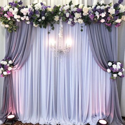 Simple Stage Decorations, Purple And White Flowers, Wedding Background Decoration, Simple Wedding Decorations, Diy Wedding Backdrop, Desi Wedding Decor, Wedding Backdrop Design, Easy Backdrops, Wedding Backdrop Decorations