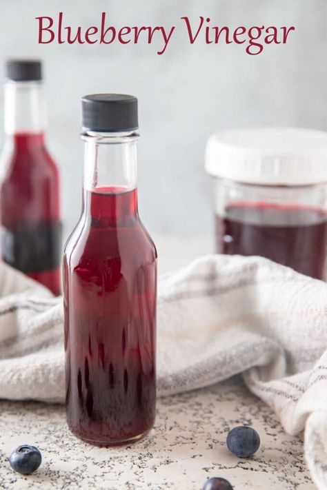 Blueberry Vinegar - Binky's Culinary Carnival Blueberry Vinegar Recipes, Raspberry Vinegar, Flavored Vinegars, Infused Vinegars, Infused Oils, Reduce Food Waste, Yummy Dips, Jams & Jellies, Frozen Blueberries