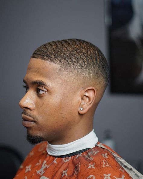 Black Hair Fade, Black Man Haircut Fade, 360 Waves Hair, Waves Hairstyle Men, Taper Fade Short Hair, Men Fade Haircut Short, Braid Styles For Men, Types Of Waves, Waves Haircut