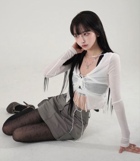 Acubi Party Outfits, Party Grunge Outfits, Acubi X Balletcore, Girly Acubi Fashion, Acubi Fashion Accessories, Korean Kpop Outfits, Girly Acubi, Acubi Balletcore, Acubi Skirt