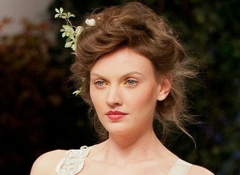 Modern Gibson girl! Hair Styles Vintage, Gibson Girl Hair, Vintage Wedding Hairstyles, Silent Sky, Edwardian Hairstyles, Runway Hair, Romantic Wedding Hair, Vintage Wedding Hair, Home Decor Garden