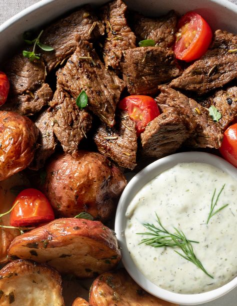 Mediterranean Beef Recipes, Steak Bites Recipes, Mediterranean Steak, Mediterranean Beef, Stove Top Steak, Kosher Kitchen, Steak Bites Recipe, Bites Recipes, Breakfast Appetizers