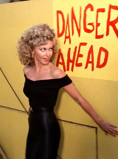 Olivia Newton John Grease, Grease Costume, Grease 1978, Sandy Grease, Grease Movie, Grease Is The Word, Olivia Newton John, Movies And Series, Dirty Dancing