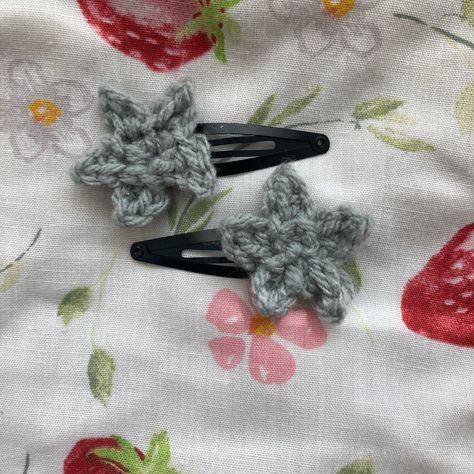 Crochet Hairclip, Star Hair Clips, Grey Crochet, Crochet Star, Beach Boutique, Crochet Stars, Star Hair, Fit Inspo, Cute Crochet