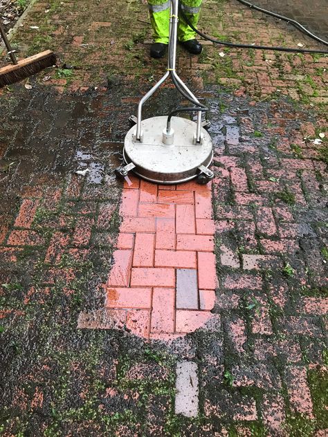 Pressure Washing Business, Best Pressure Washer, Landscaping Florida, Florida Landscaping, Outdoor Paving, Budget Garden, Roof Cleaning, Block Paving, Residential Cleaning