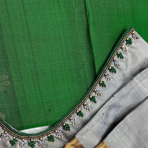 Maggam Work Dresses Neck Designs, Simple Design Maggam Work, Latest Aari Blouse Designs, Simple Embroidery Designs Blouse Thread Work, Simple Work Designs, Green Aari Work Blouse Design, Simple Hand Work Design, Simple Neck Designs For Blouses, Simple Aari Neck Designs