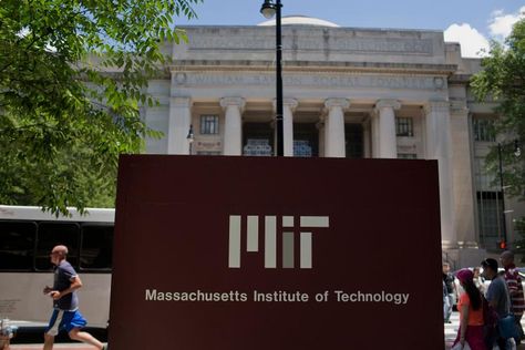 Massachussets Institute Of Technology, Mit University, Carbon Nanotubes, University Inspiration, Phd Life, Career Vision Board, College Aesthetic, Dream College, Massachusetts Institute Of Technology