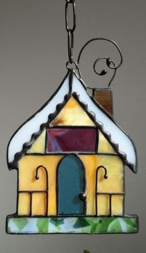 Stained glass house, Christmas ornament Stained Glass House, Stained Glass Quilt, Stained Glass Patterns Free, Painted Glass Art, Glass Art Projects, Stained Glass Ornaments, Stained Glass Suncatchers, Stained Glass Christmas, Stained Glass Diy