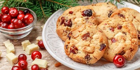 White Chocolate Cranberry Cookies Recipe | No Calorie Sweetener & Sugar Substitute | Splenda Sweeteners Sugar Free Christmas Cookies, Creamy Lemon Bars, Cranberry Cookies Recipes, Splenda Recipes, Christmas Cookies Recipes, Blueberry Cheesecake Bars, Mint Cheesecake, White Chocolate Cranberry Cookies, Oatmeal Raisin Cookies Chewy