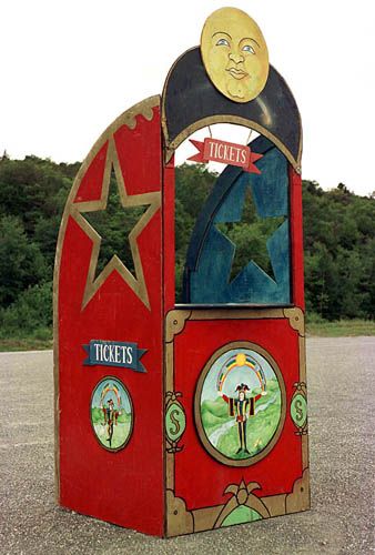 Circus Ticket Booth, Circus Ticket, Haunted Circus, Circus Tickets, Haunted Carnival, Circus Aesthetic, Creepy Carnival, Circus Carnival Party, Halloween Circus