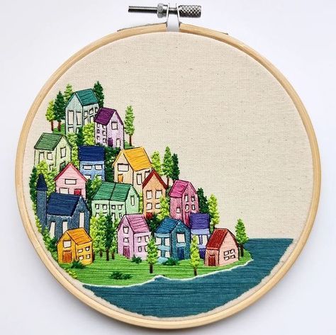 Embroidery Hoop Art Diy, Coastal Village, Green Island, Embroidery Hoop Crafts, Felt Gifts, Contemporary Embroidery, Hand Embroidery Projects, Pola Sulam, Embroidery Motifs