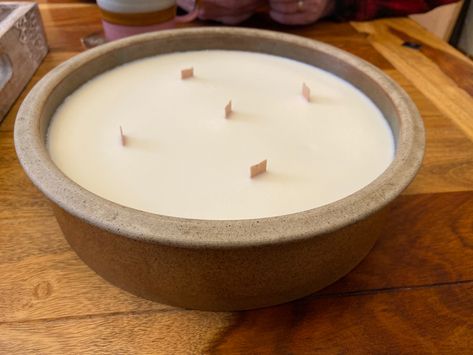 In a thrifted bowl, i used soya wax to make this eucalyptus huge candle. Smell amazing and it last forever! 🥰 Huge Candles, Big Candles, Soya Wax, Smell Amazing, Bowl Candle, Candle Sizes, Candles Crafts, Candle Smell, Christmas 2022