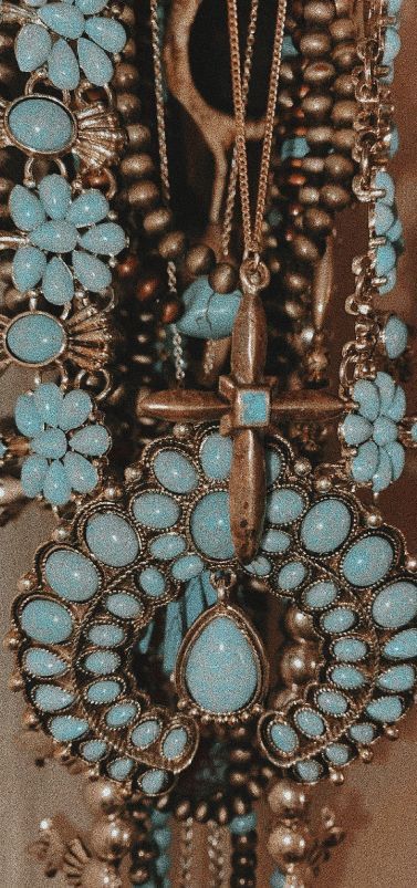 Cowgirl Aesthetic Wallpaper Turquoise, Turquoise Aesthetic Jewelry, Western Aesthetic Turquoise, Turquoise Country Aesthetic, Turquoise Aesthetic Western Wallpaper, Western Turquoise Aesthetic, Turquoise Cowgirl Aesthetic, Teal Western Aesthetic, Western Blue Aesthetic