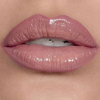 M·A·C Cosmetics India (@maccosmeticsindia) • Instagram photos and videos Mac Nude Lipstick, Lip Pencil Colors, Mac Lip Pencil, Lip Trends, Mac Lips, Makijaż Smokey Eye, Natural Lip Balm, Nude Lipstick, Mac Makeup