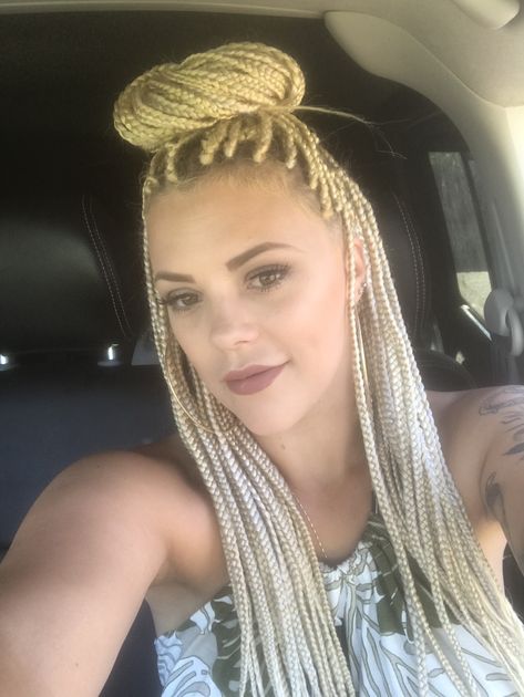 White girl box braids. Caucasian box braids. White hair braids White Girl Braids, Rope Braided Hairstyle, Micro Braids Hairstyles, Black Box Braids, Tan Skin Blonde Hair, Girls With Black Hair, Hair White, Braided Ponytail Hairstyles, Pelo Afro