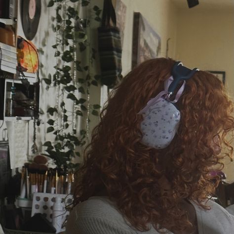 Playing With Hair Aesthetic, Long Curly Red Hair Aesthetic, Ginger Curls Aesthetic, Faceless Ginger Aesthetic, Curls Aesthetic Faceless, Copper Hair Aesthetic Faceless, Curly Ginger Braids, Brown Curly Hair Aesthetic Faceless, Curly Hair Girl Aesthetic Faceless