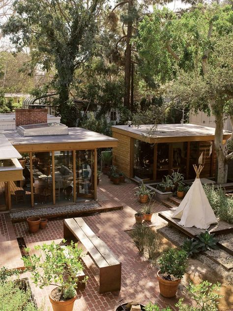 Compound Addition Entrance Through Kitchen, Tiny House Community Ideas, Neighborhood Architecture, Solarpunk Aesthetic, Earth Room, Modern Desert Home, Provence House, Communal Living, Intentional Community