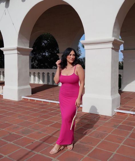 Flaunting my deep winter color palette ❄️💕 As a certified deep winter, I’m all about those hues that make me shine! 🌟 And can we talk about this stunning hot pink 🩷🌷🎀 maxi dress from @Express! How do you like this color on me? 🤔✨ 🛍️📲 Head to the link in my bio to snag this chic maxi and discover more budget-friendly gems! 💎 #ExpressStyleEditor #ExpressStylePartner #spring2024 #vacationoutfit #maxidress #DeepWinterColors #ChicOnABudget #ShopTheLook #pinkdress🎀 #springoutfitideas #outfitinsp... Deep Winter Color Palette, Hot Pink Maxi Dress, Everday Style, San Diego Style, Deep Winter Colors, Winter Color Palette, Can We Talk, Deep Winter, Winter Color