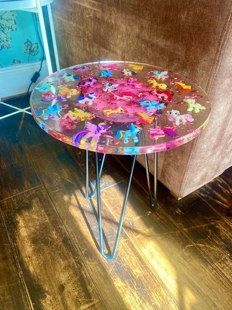 Pink Epoxy Table, Toy Table, Table Resin, Resin Table Top, Epoxy Projects, Glitter Leaves, Epoxy Table Top, Unique Coffee Table, Doctor Office