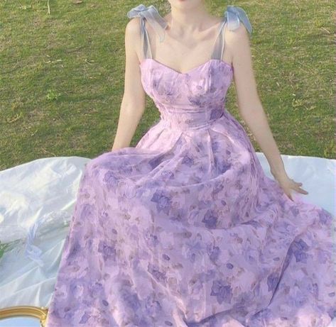 Dear Love, Modest Girly Outfits, Camilo Madrigal, Elegant Outfit Classy, Cottagecore Outfits, Gowns Dresses Elegant, Purple Vintage, Dress Women Elegant, Shabby Fabrics