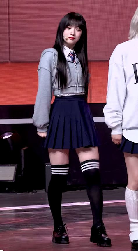 haruna (billlie) Billlie Eunoia Outfit, Kpop Uniform Outfit, Uniform Stage Outfit, Kpop School Uniform, Jpop Idol Outfits, Kpop Dance Practice Outfits, Haruna Billlie, Dance Uniforms, Girly Fashion