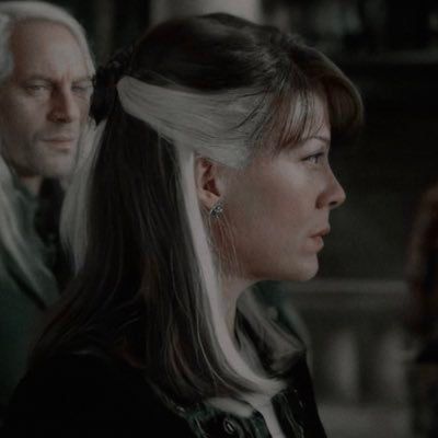 Narcissa Malfoy, White Hair, Books Wattpad, Wattpad, Books, Hair, White, Black