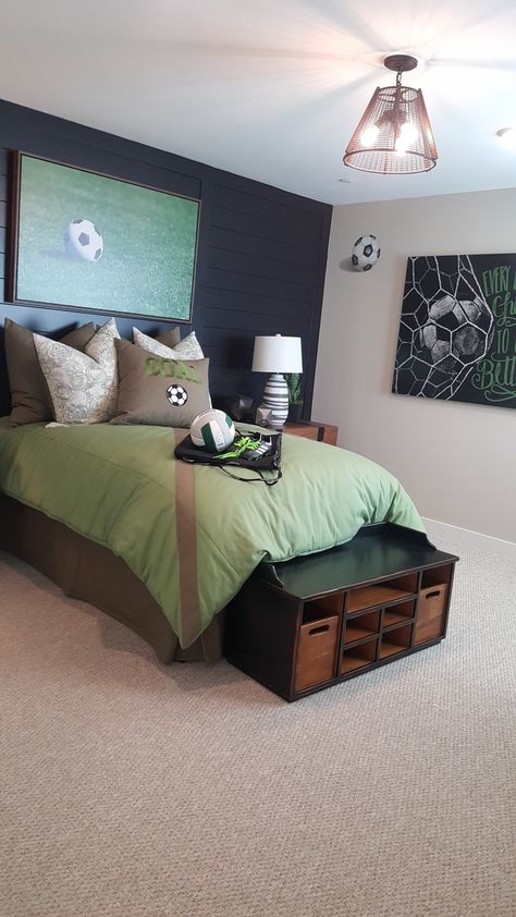 Boys Soccer Bedroom Ideas, Football Bedroom Aesthetic, Soccer Aesthetic Bedroom, Soccer Boys Room, Soccer Bedroom For Boys, Soccer Room Ideas, Teenage Soccer Bedroom, Soccer Room Ideas For Girls Bedrooms, Boy Soccer Room