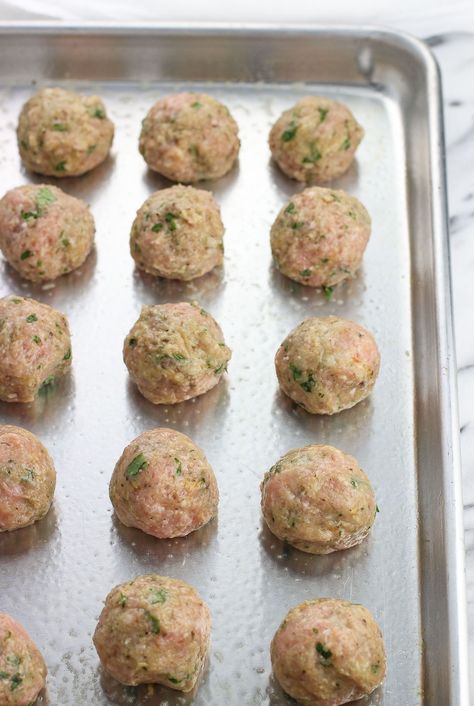 Baked Italian Turkey Meatballs, Turkey Meatballs In Oven, Turkey Italian Meatballs, Oven Baked Turkey Meatballs, Turkey Meatball Subs, Slow Cooker Turkey Meatballs, Baked Turkey Meatballs, Easy Turkey Meatballs, Italian Turkey Meatballs